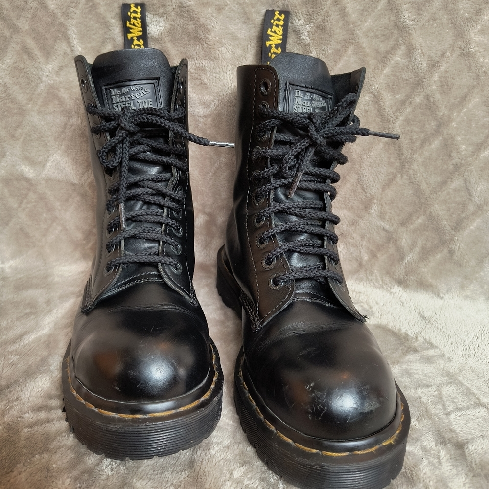Dr. Martens Black 8760 Boots